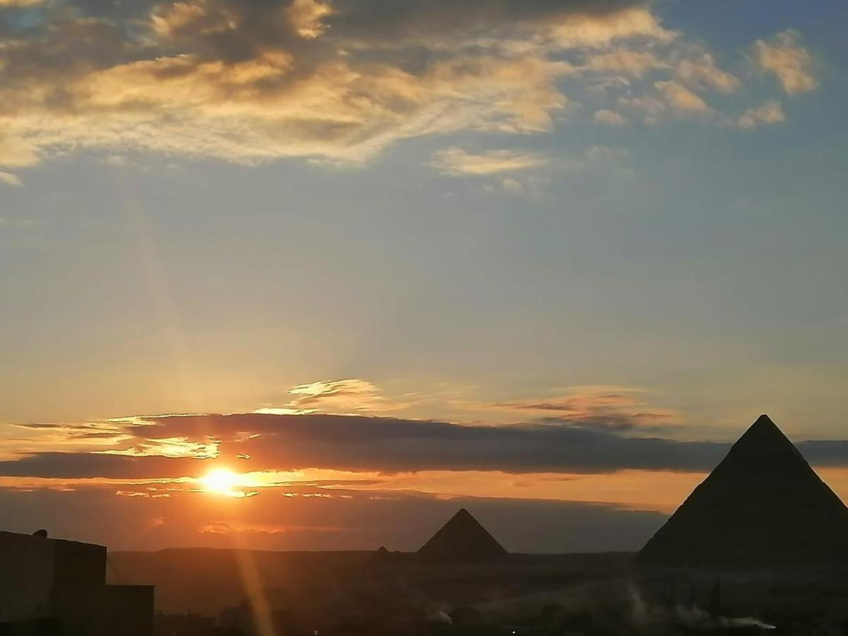 Draz Pyramids View Bed & Breakfast Kafret el-Gabal Exteriör bild