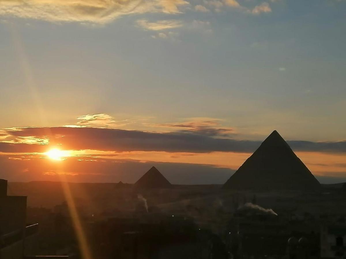 Draz Pyramids View Bed & Breakfast Kafret el-Gabal Exteriör bild